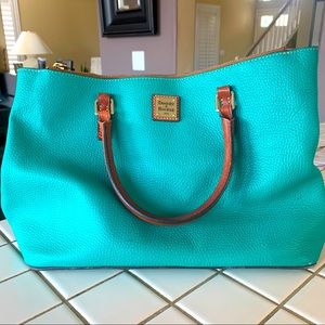 Dooney & Bourke bag